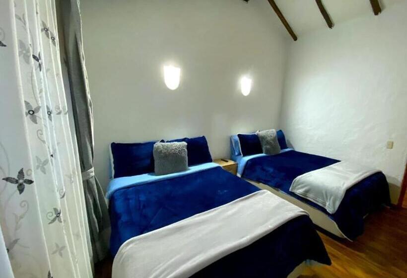 اتاق خانوادگی, Niza Colonial