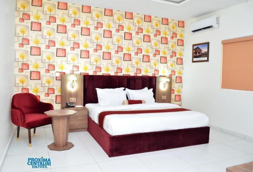 디럭스 룸, Proxima Centauri