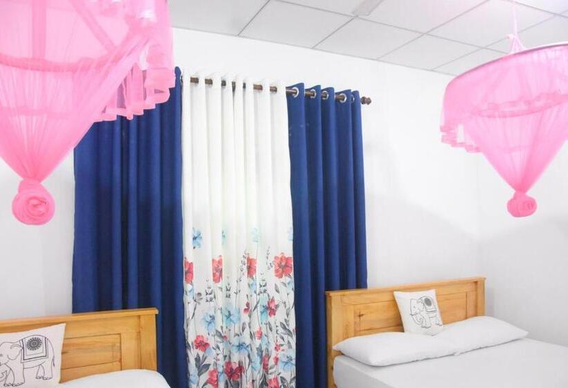 اتاق خانوادگی, Lion Home Stay Anuradhapura