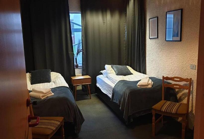 اتاق استاندارد, The Bank Sleeping Guesthouse