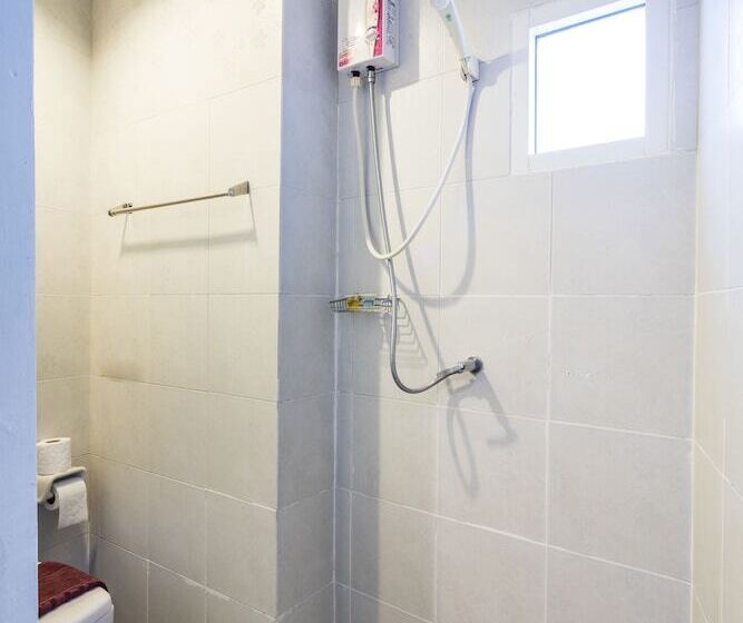 Quarto Estandar Individual, At Hua Lamphong
