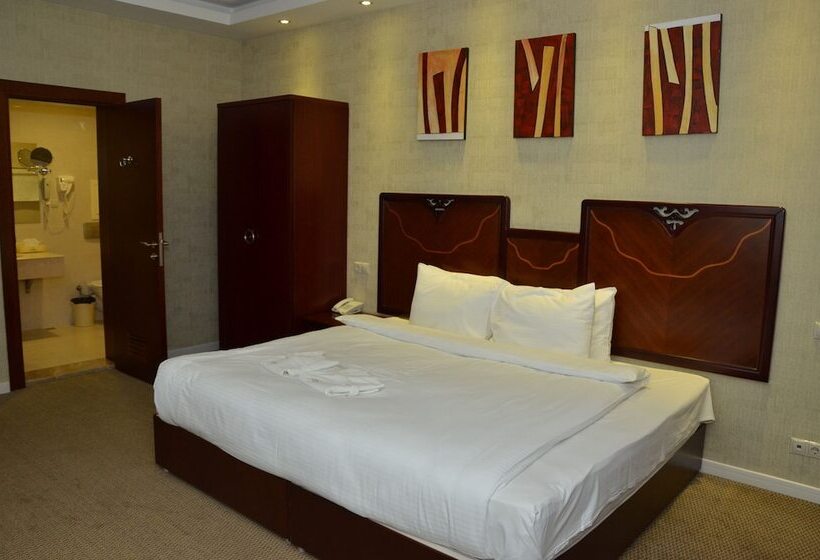 سوئیت سینیور, Astoria Baku