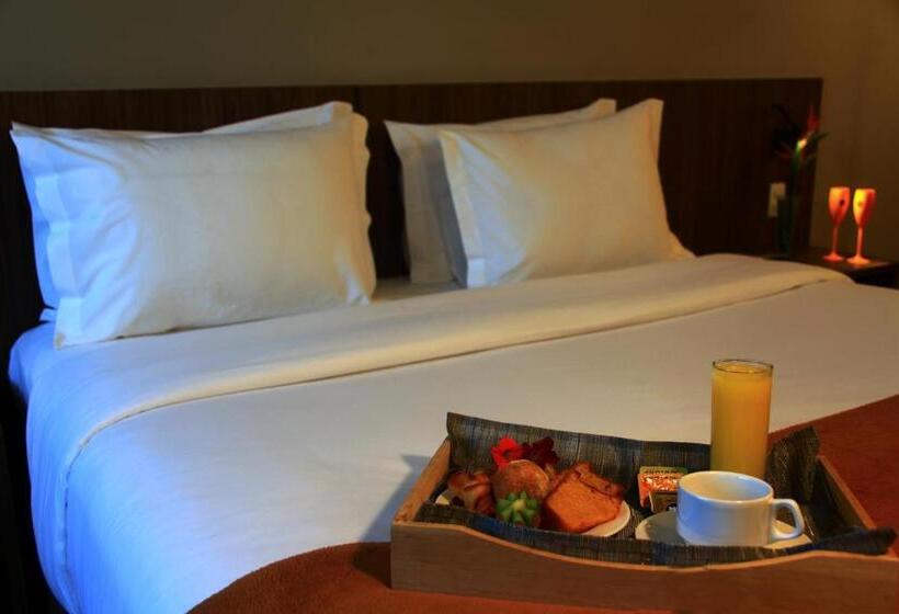 غرفة ديلوكس, Bh Raja