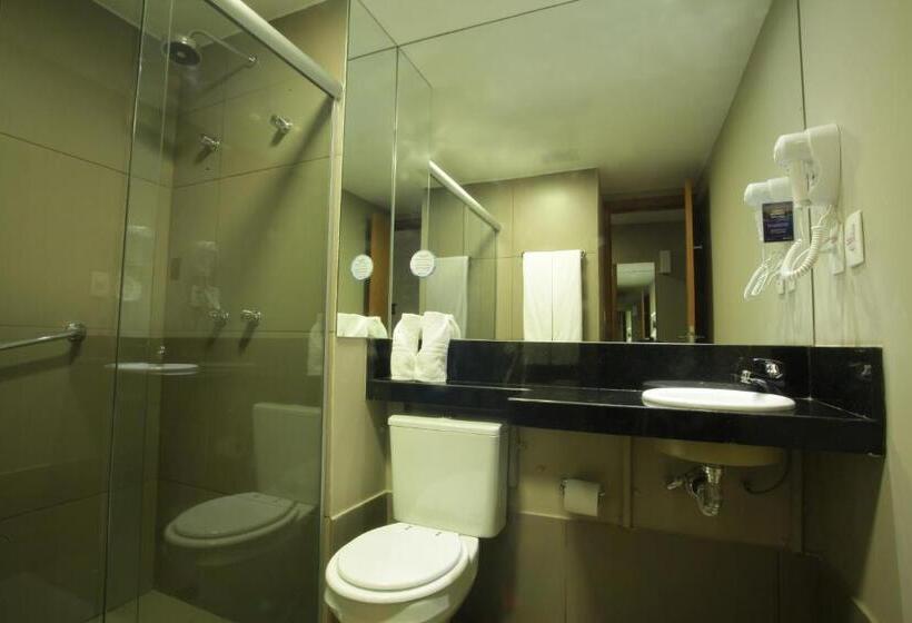 غرفة ديلوكس, Bh Raja