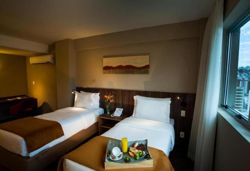 غرفة ديلوكس, Bh Raja