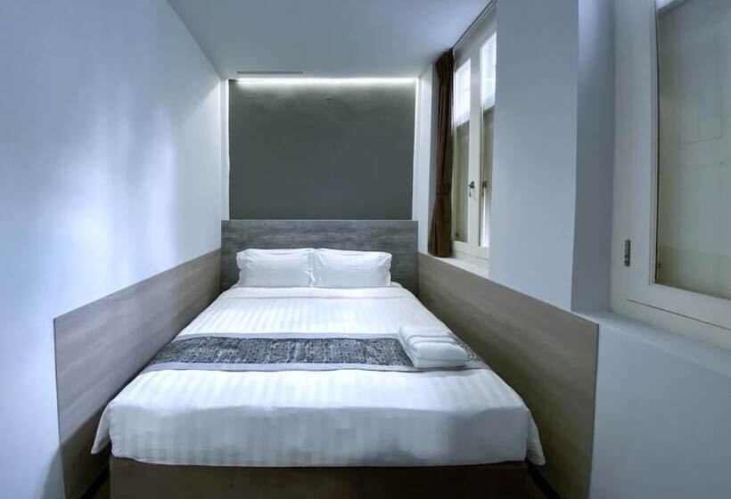 اتاق خانوادگی, Bliss Hotel Singapore