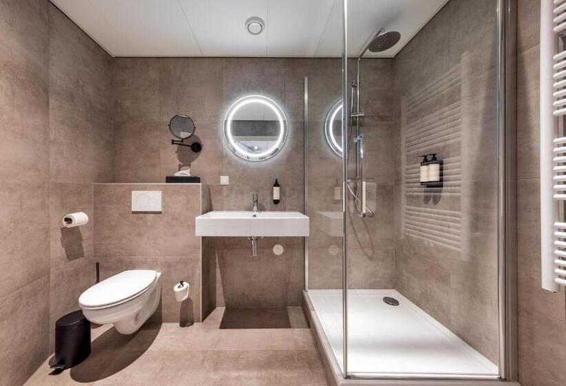 标准间, Broeck Oudewater