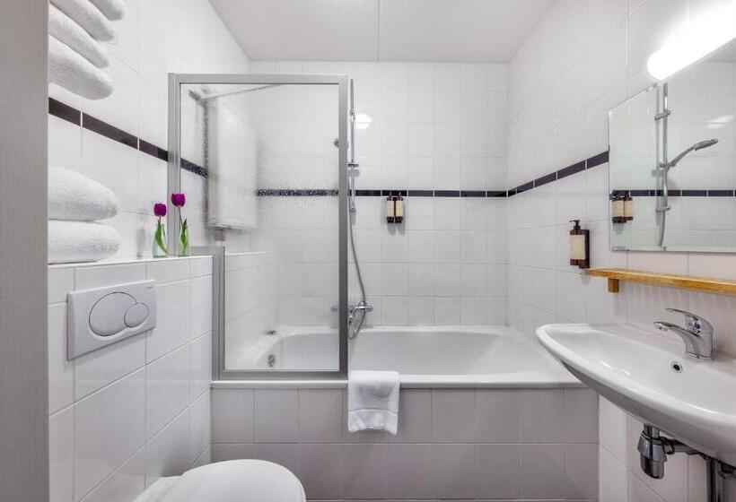 标准间, Broeck Oudewater