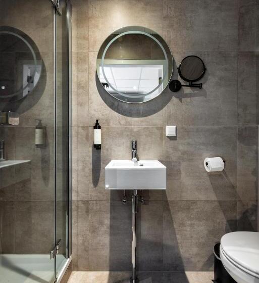 标准间, Broeck Oudewater