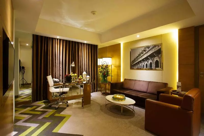 キングサイズベッドのエクゼクティブ, Courtyard By Marriott Agra