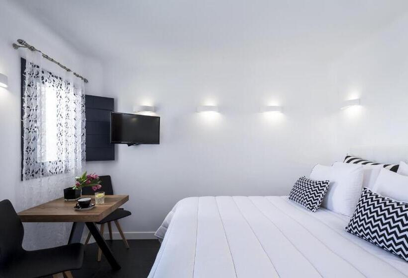 سوییت جونیور با چشم‌انداز دریا, Elea Resort  Adults Only