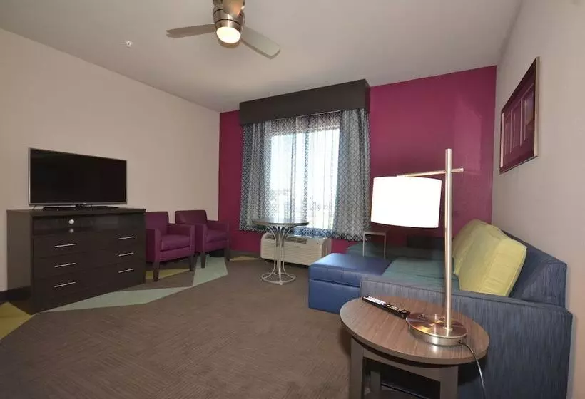 スイート, Holiday Inn Express & Suites Oklahoma City Mid   Arpt Area, An Ihg
