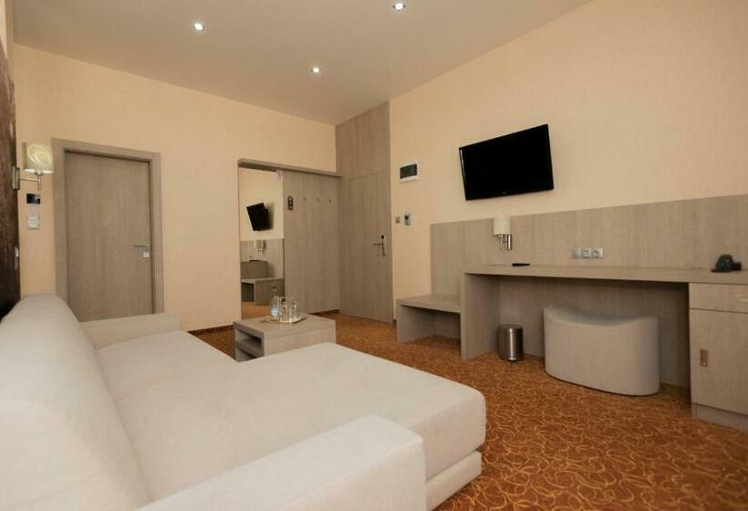 سوییت جونیور, Košice