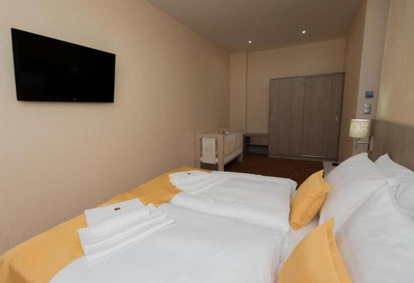 سوییت جونیور, Košice