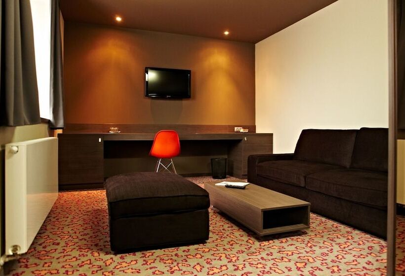 سوییت, Kongres Hotel Roca