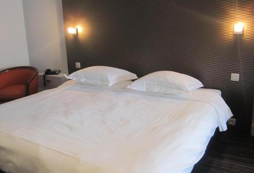 غرفة ديلوكس, Les Eleveurs