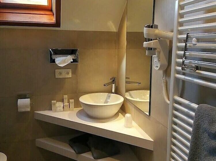 Номер Стандарт, Les Eleveurs