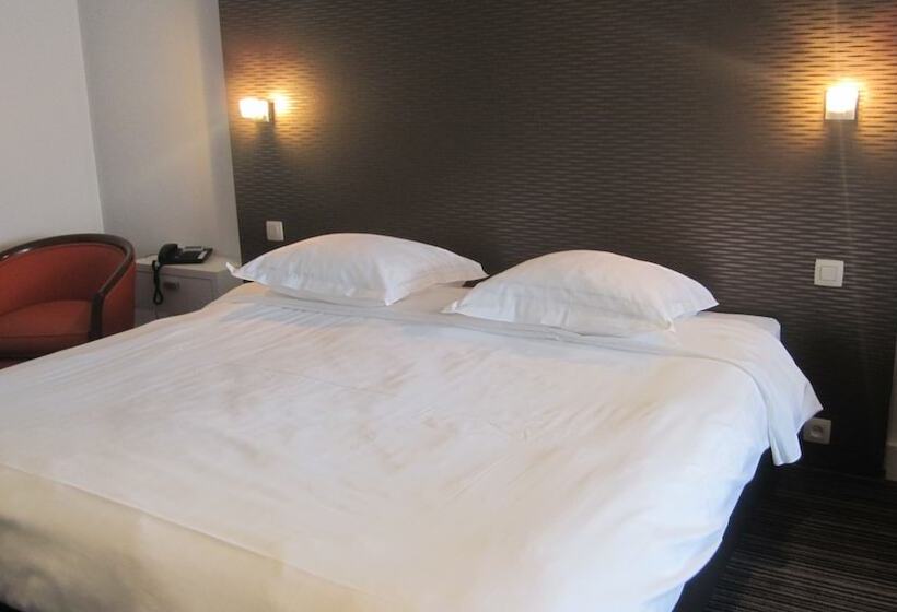 Номер Deluxe, Les Eleveurs