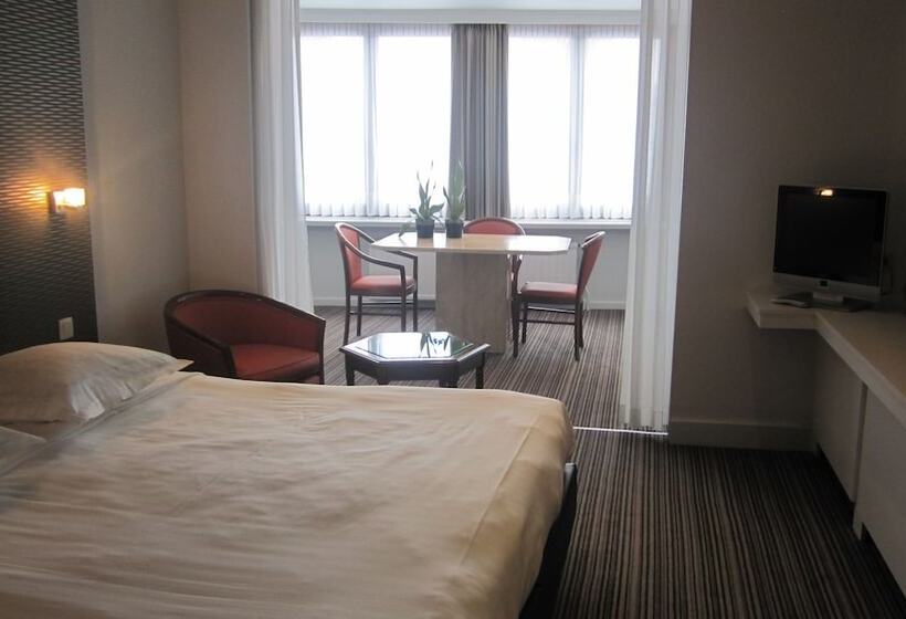 غرفة ديلوكس, Les Eleveurs