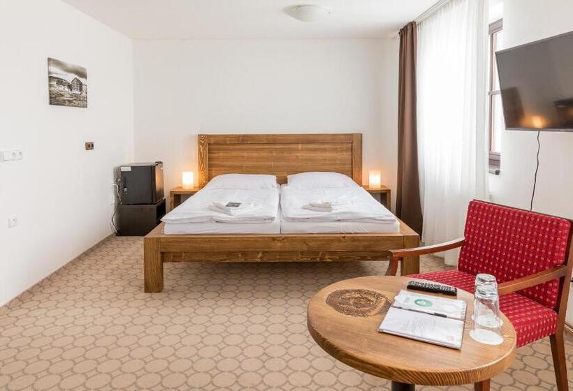 اتاق استاندارد, Luční Bouda