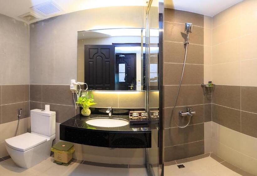 Deluxe Room, Paradise