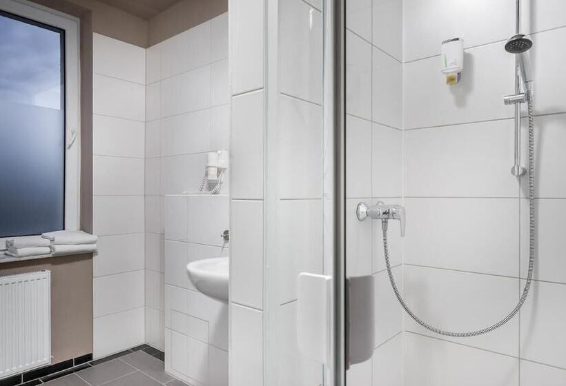 Трехместный Номер Комфорт, Munique Frankfurt City