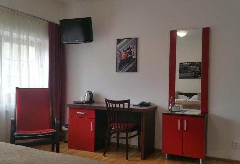 컴포트 룸, Výpřež   Děčín