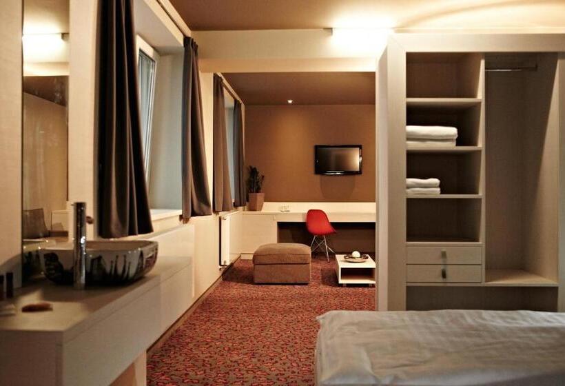 Suite, Kongres Hotel Roca