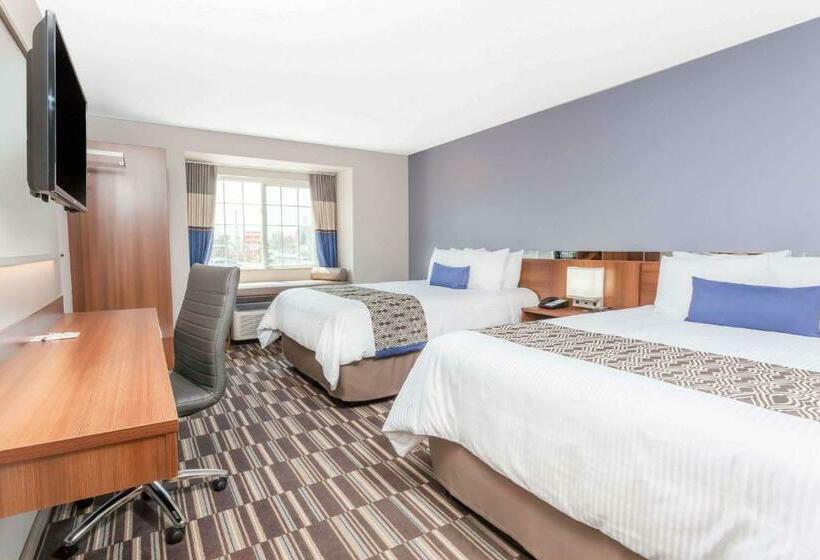 غرفة ديلوكس لذوى الاحتياجات الخاصة, Microtel Inn & Suites Sault Ste. Marie