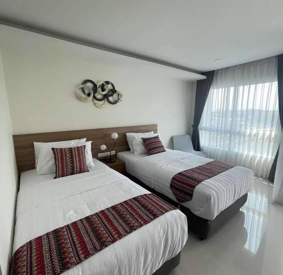 اتاق لوکس, Christella Hotel Laemchabang