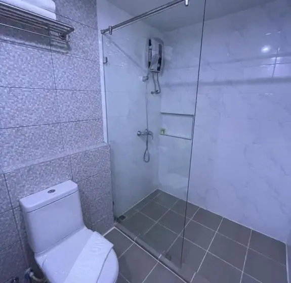 اتاق سوپریور, Christella Hotel Laemchabang