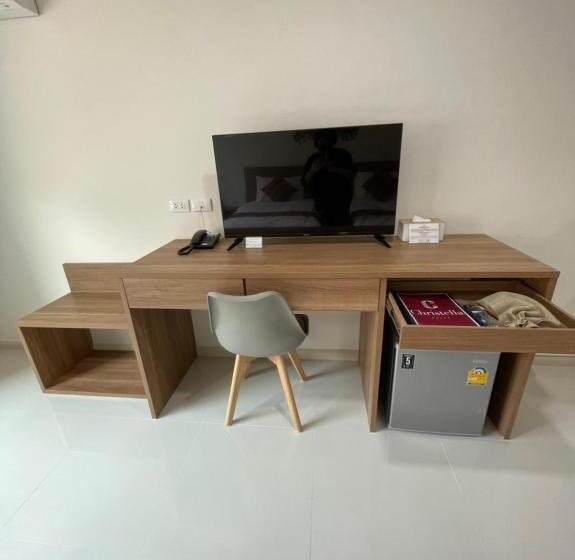 Номер Superior, Christella Hotel Laemchabang