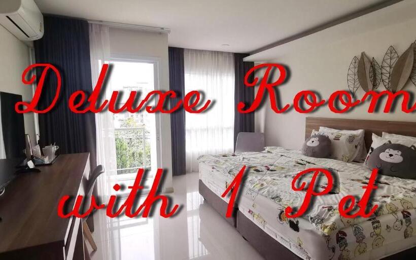 Номер Deluxe, Christella Hotel Laemchabang