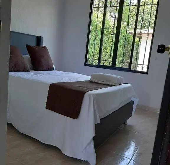 ファミリールーム, Cabañas Llano Lindo Apiay
