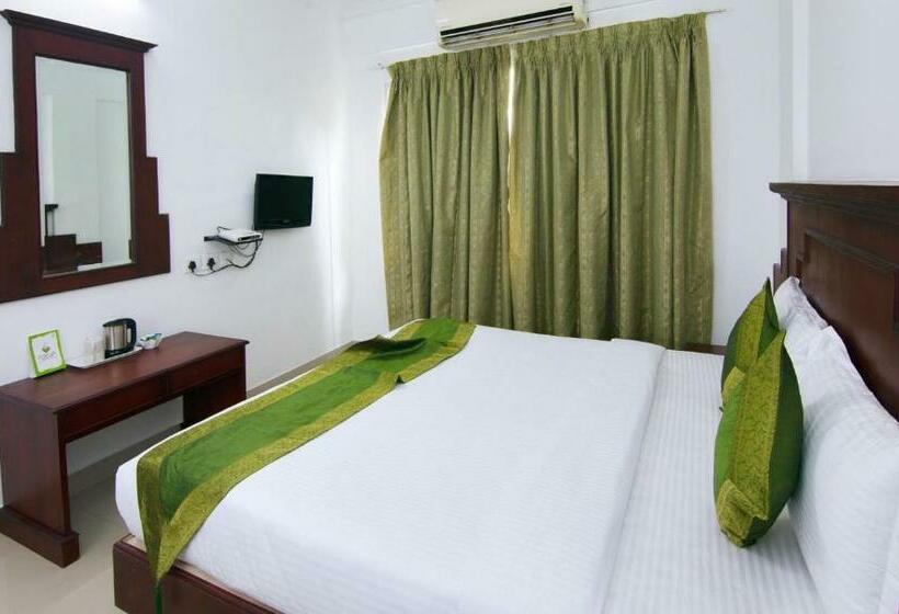 Deluxe Rum, Centre Point