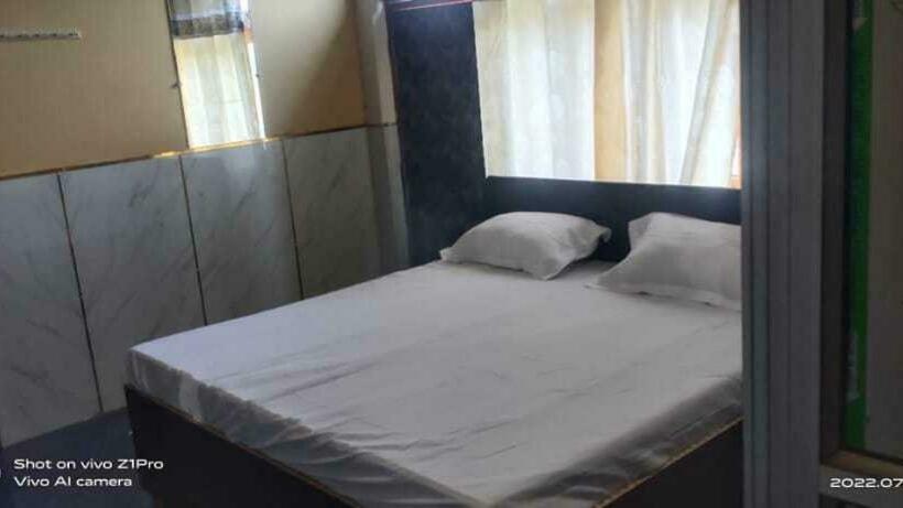 트리플 클래식 룸, Spot On 92464 Sky View