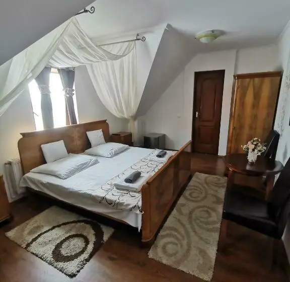 スタンダードルーム, Merlot Borhotel és Látványpince
