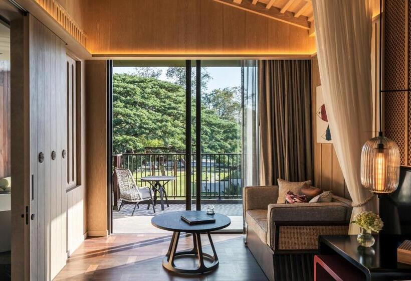 キングサイズベッドのスタンダードルーム, Andaz Pattaya Jomtien Beach, By Hyatt