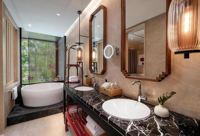 キングサイズベッドのスタンダードルーム, Andaz Pattaya Jomtien Beach, By Hyatt