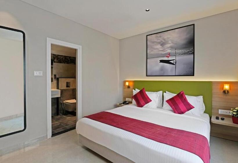 Номер Deluxe, Click Hotel Biz   Bangalore Airport