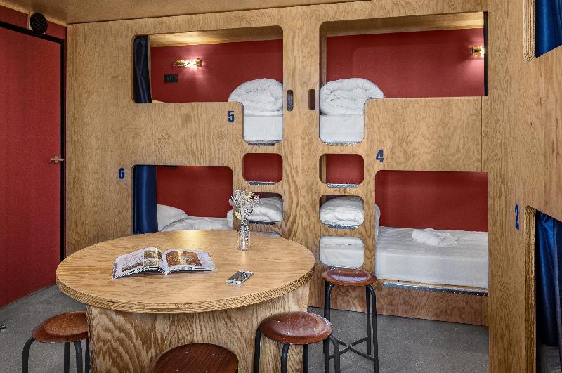 سرير فى غرفة مشتركه, Eklo Paris Roissy Cdg Airport