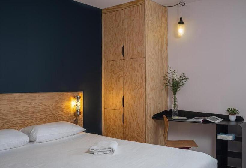 Семейный Номер, Eklo Paris Roissy Cdg Airport