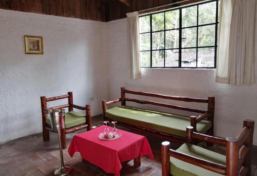 بانگلوی استاندارد 2 خوابه, Posada Montaña Del Quetzal