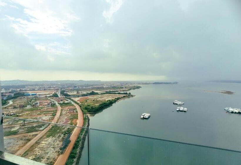 סוויטה נוף לים, Palam Mansion At Apartment One Residence