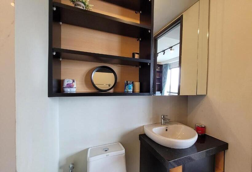 סוויטה עם מרפסת, Palam Mansion At Apartment One Residence