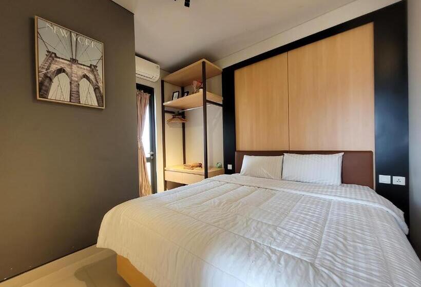 סוויטה עם מרפסת, Palam Mansion At Apartment One Residence