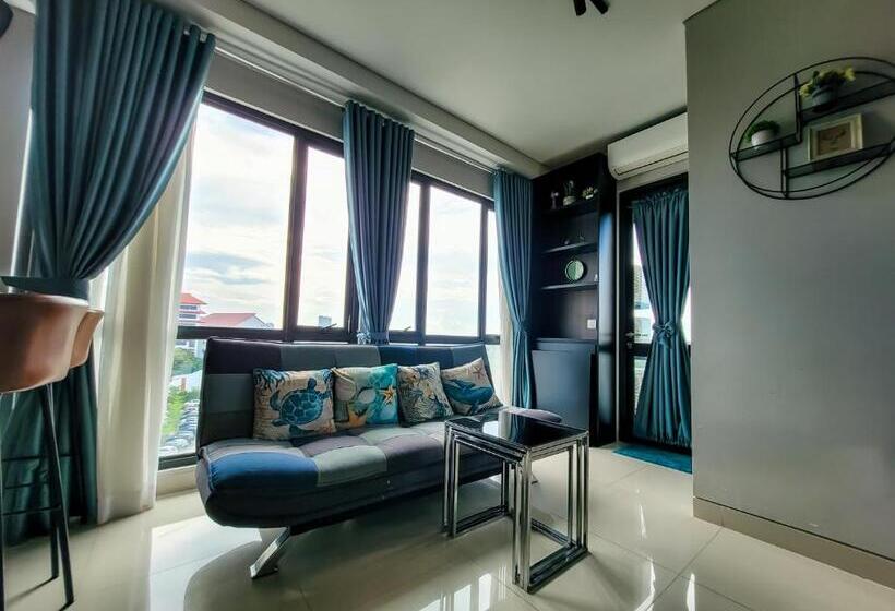 סוויטה עם מרפסת, Palam Mansion At Apartment One Residence