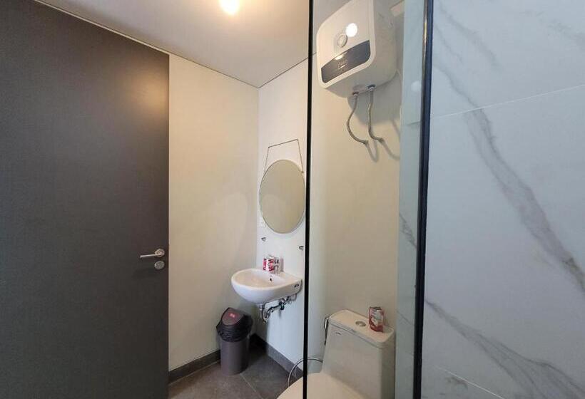 דירת שלושה חדרים, Palam Mansion At Apartment One Residence