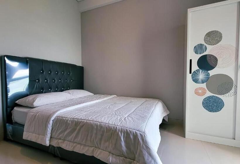Deluxe Suite Sea View, Palam Mansion At Apartment One Residence