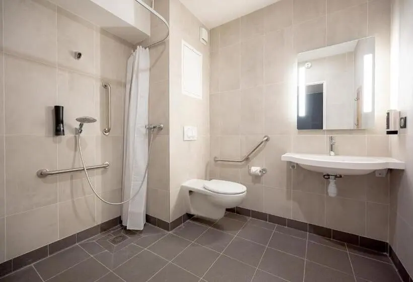 اتاق استاندارد برای معلولان, B&B Hotel Toulon Centre Gare